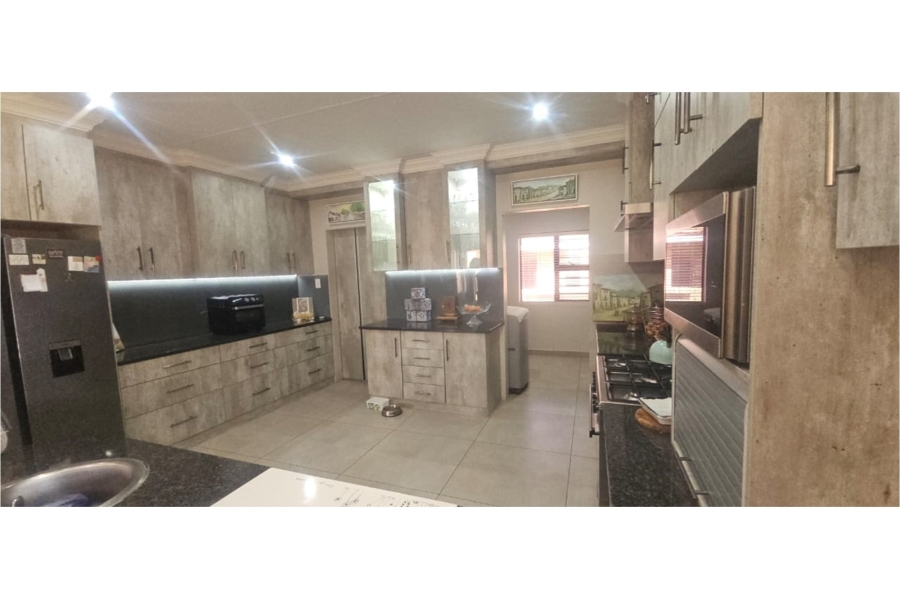 3 Bedroom Property for Sale in Hillcrest Northern Cape